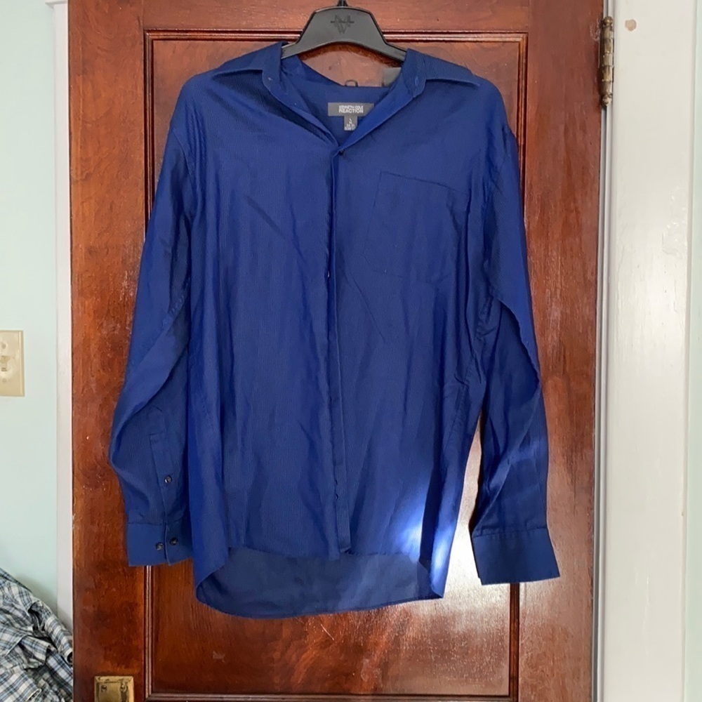 𝅺kenneth Cole Reaction men’s dress shirt; size L slim fit